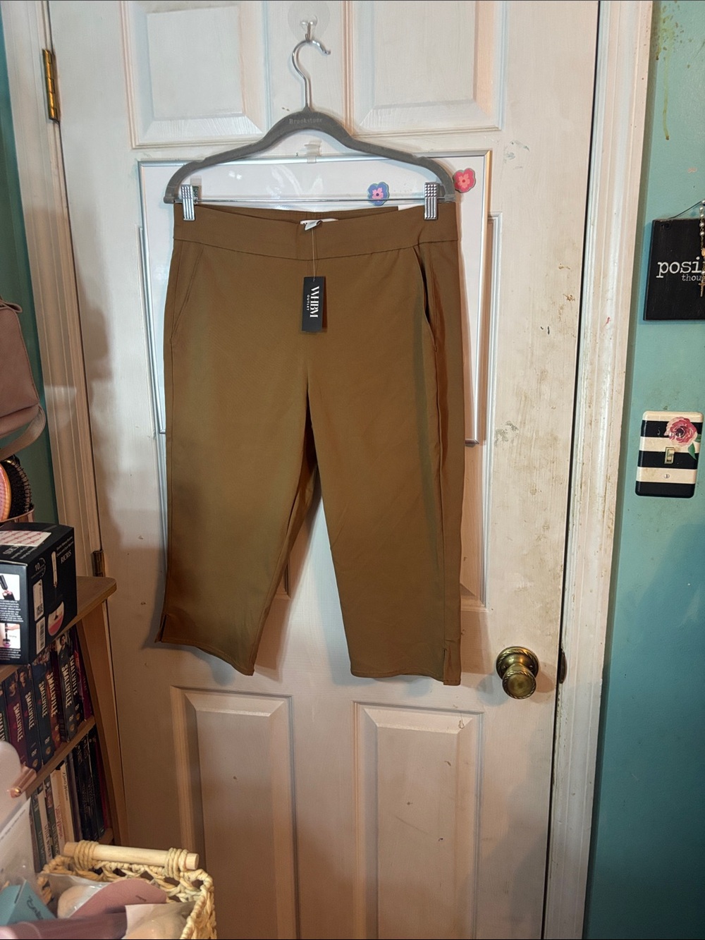 White House Black Market Straight Leg Cropped Pants in Olive Brown